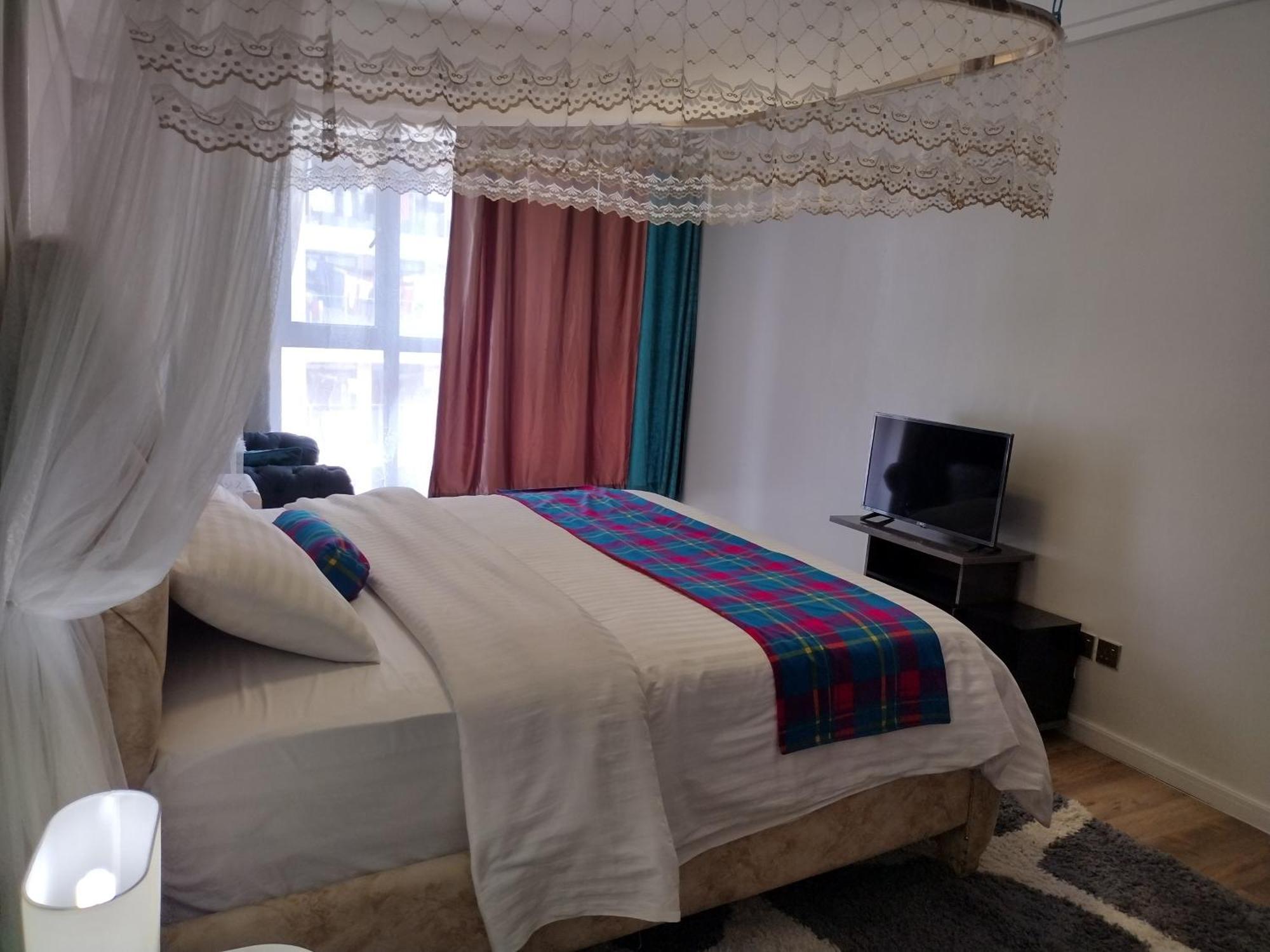 Lenayan Park View Bed & Breakfast Mlolongo Bagian luar foto